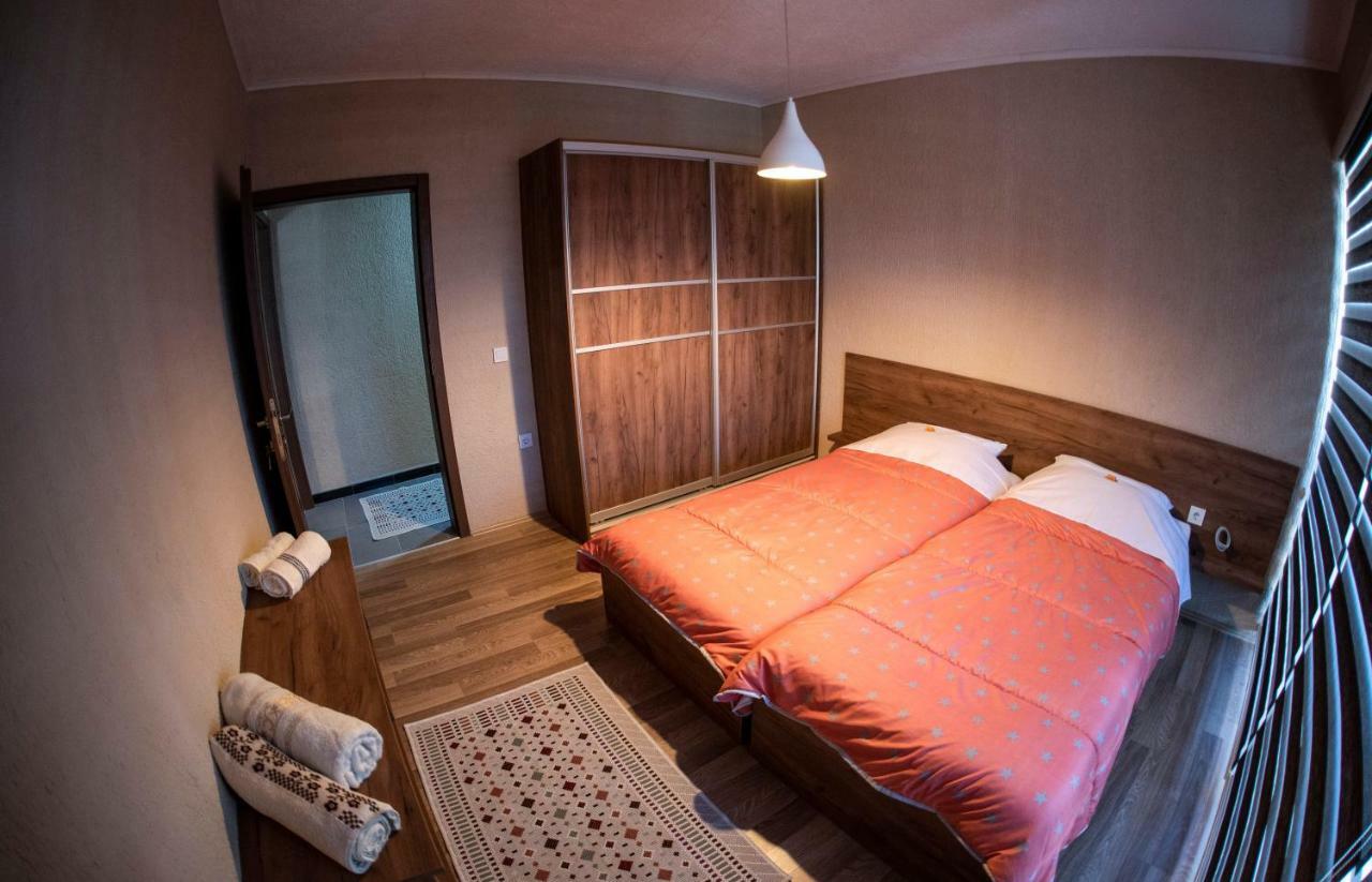 Dionis Rooms & Apartments Prilepo Exterior foto