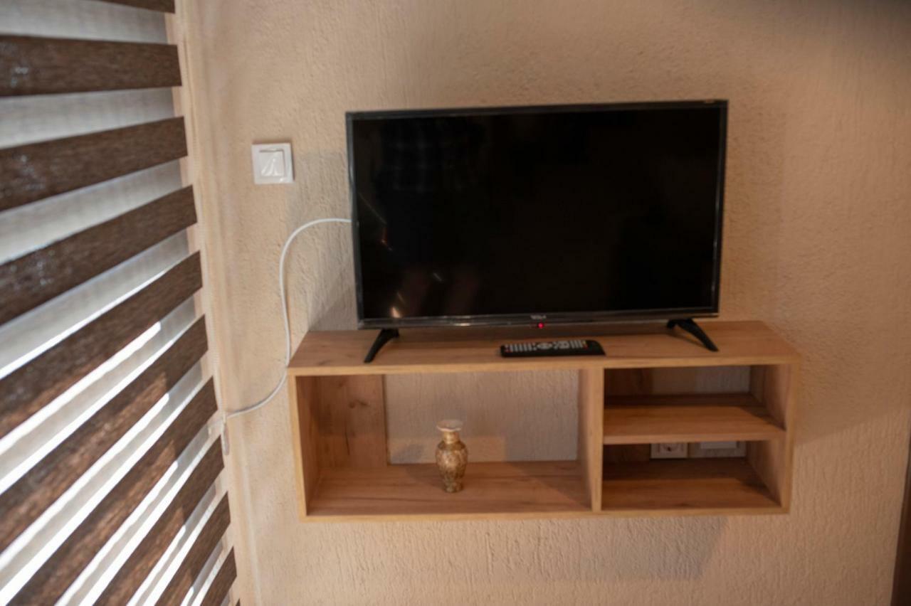 Dionis Rooms & Apartments Prilepo Exterior foto