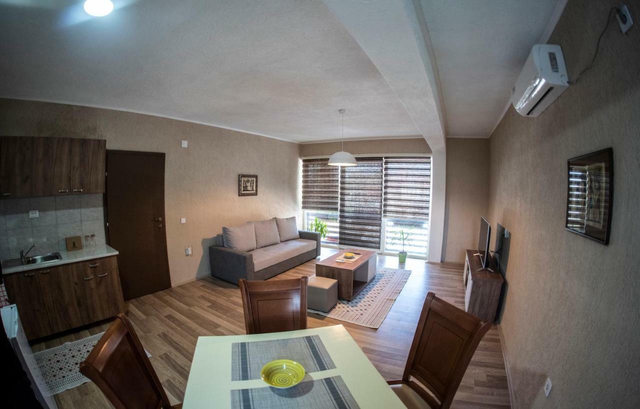 Dionis Rooms & Apartments Prilepo Exterior foto